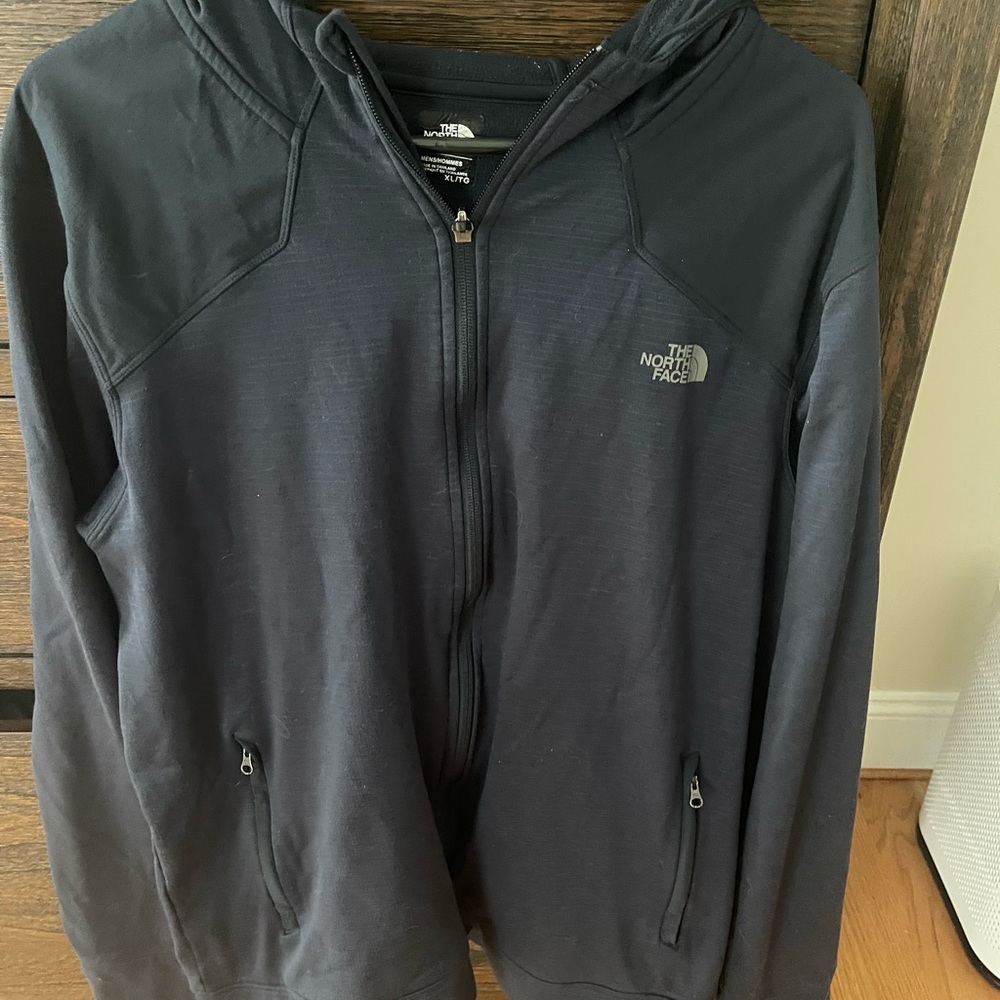 The North Face Navy Blue light weight Jacket size XL